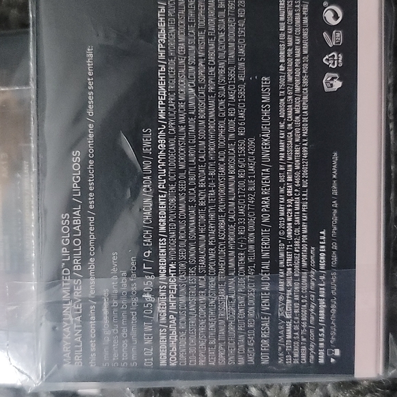 💋NIB Mary Kay Unlimited Lip Gloss Deluxe Mini Set💋 - Picture 2 of 3